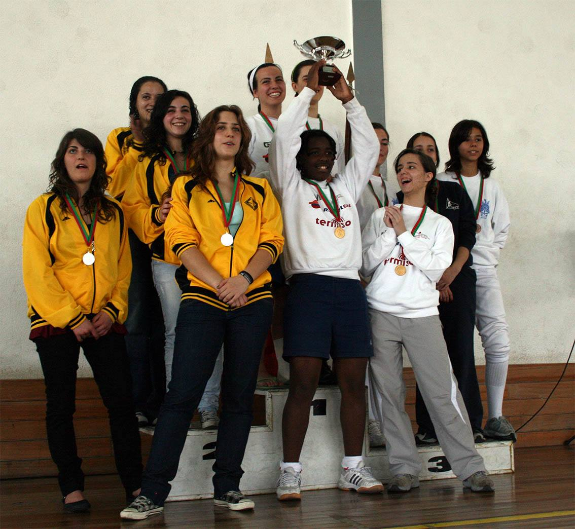 - CAMPEÃO NACIONAL DE ABSOLUTOS DE FLORETE FEM (Equipas) 